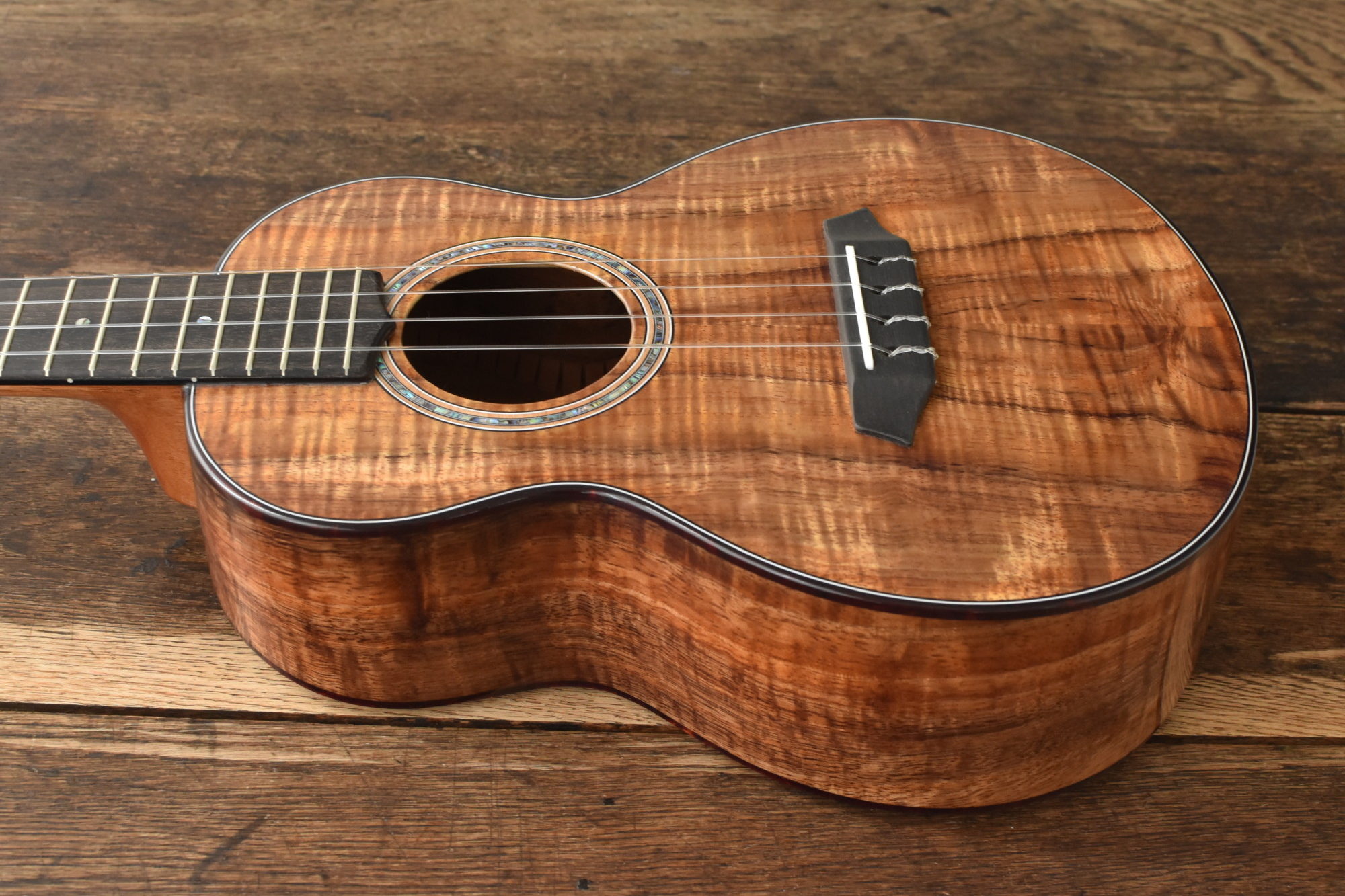 Gstring Tenor T4CB Premium Curly Koa | Quiet Village