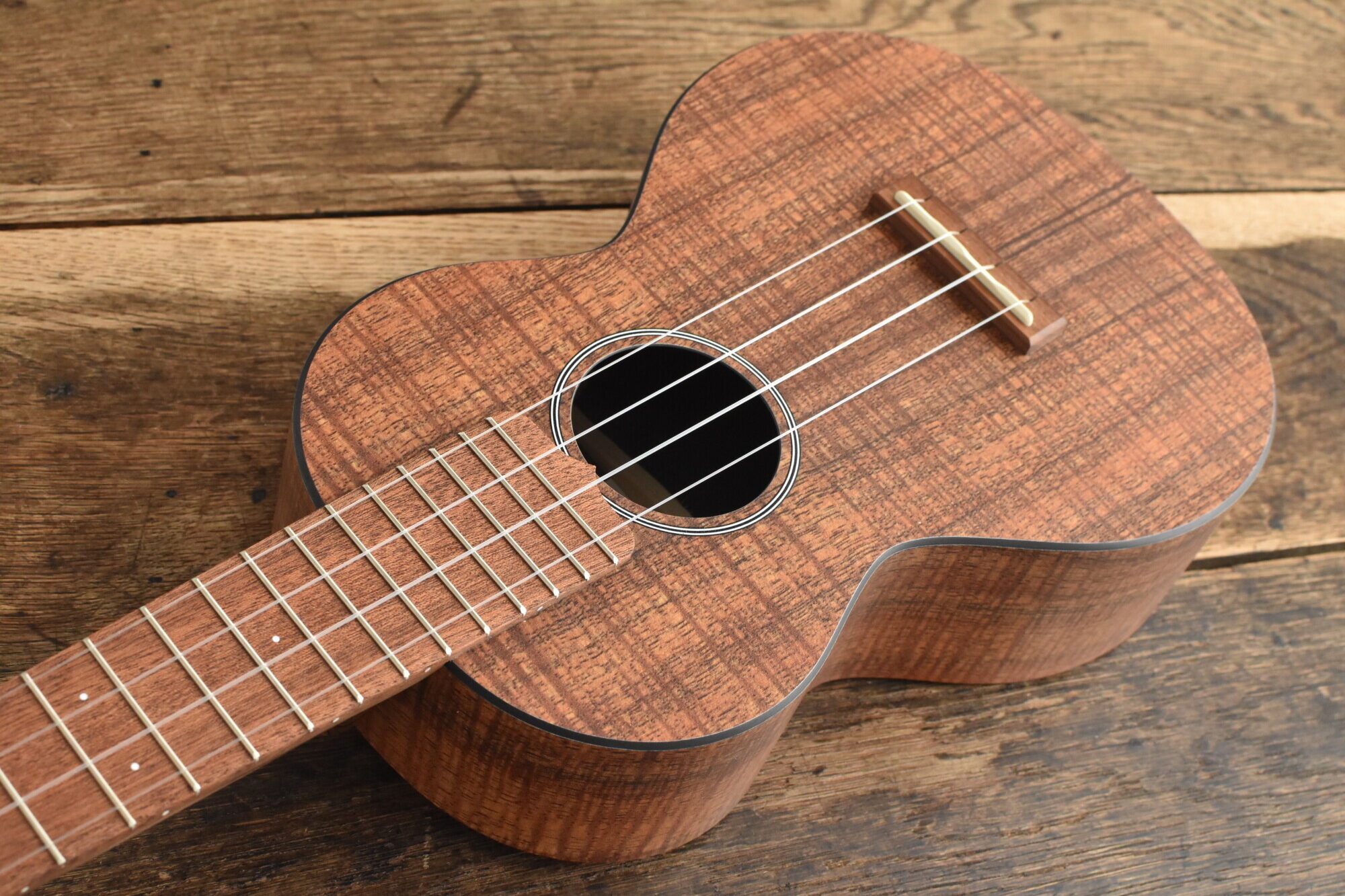 高品質人気Martin OXK UKE soprano 丈夫なのでアウトドア用にもどうぞ マーチン ソプラノウクレレ 本体