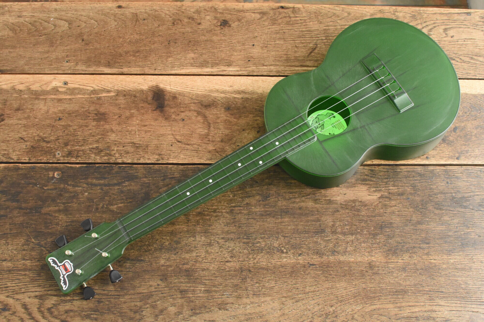 OUTDOOR UKULELE Tenor Green Nickel | Quiet Village